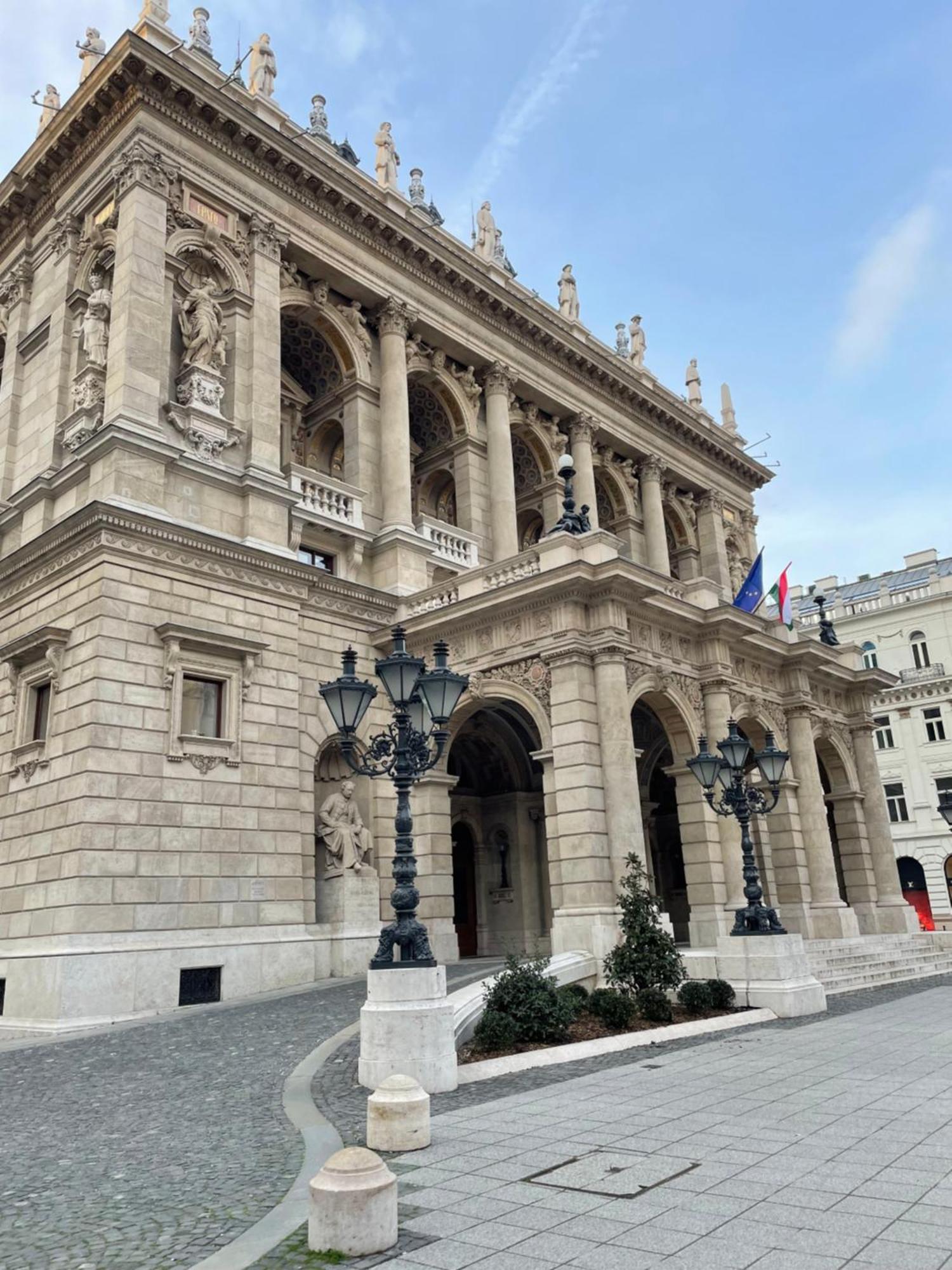 Little Oasis Close To The Opera Будапеща Екстериор снимка